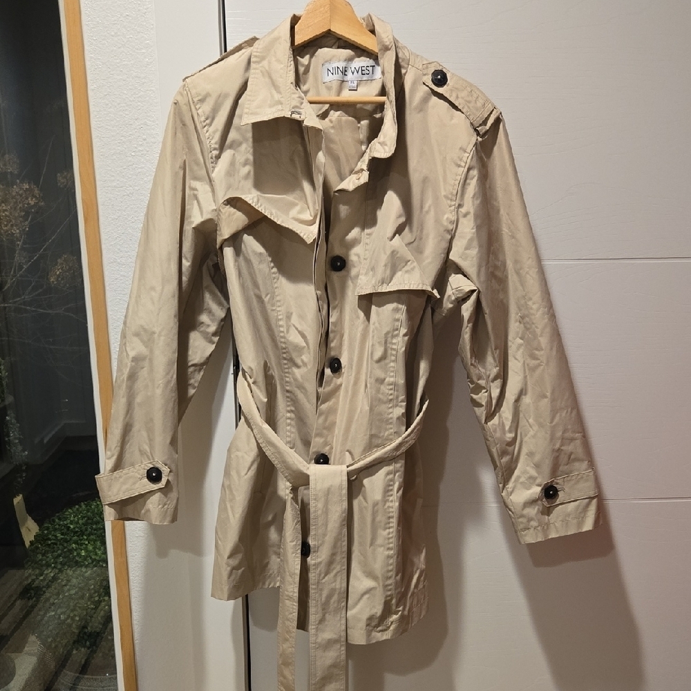 Nine West Beige Belted Trench Coat for Women, XL, GUC, Designer Chic, Casual